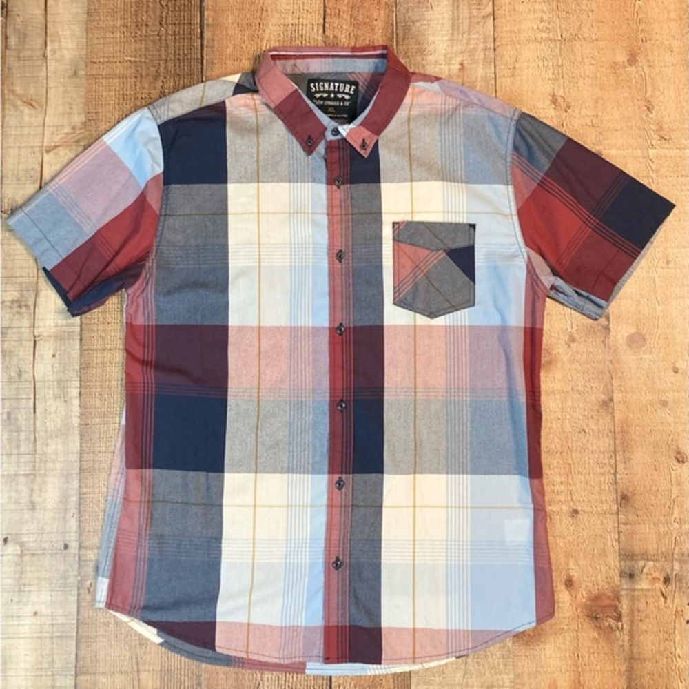 Signature by Levi Strauss Mens XL Plaid Short Sleeve Button Down Shirt 3LSSW0175